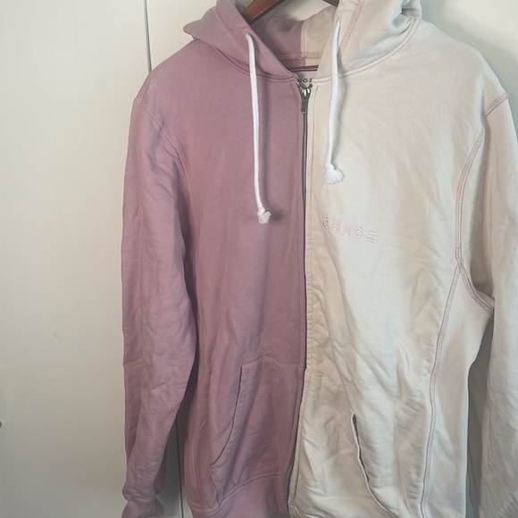 SET of CHNGE Split Color Sweat Suit - Picture 6 of 11